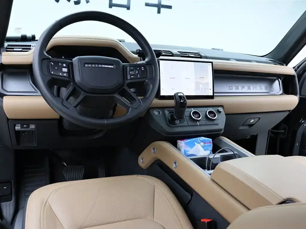 Land Rover Defender — фото 4