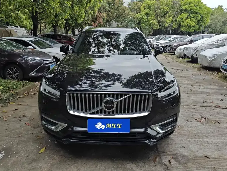 Volvo XC90 — фото 10