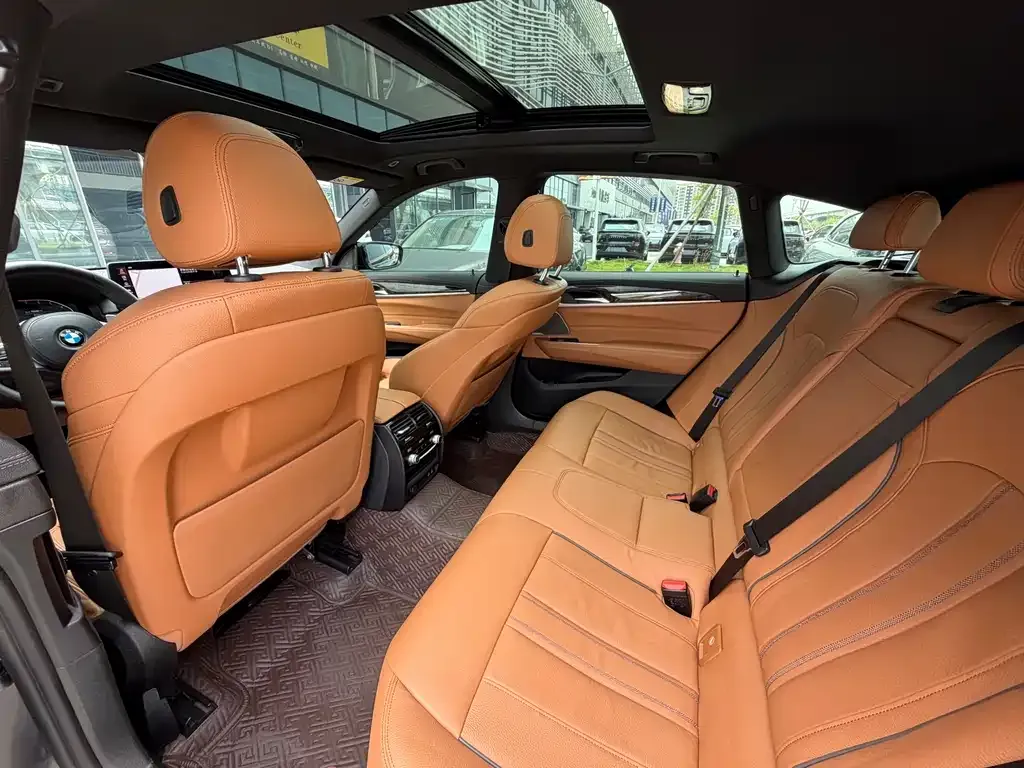 BMW 6 Series GT 2022 из CN, фото 6