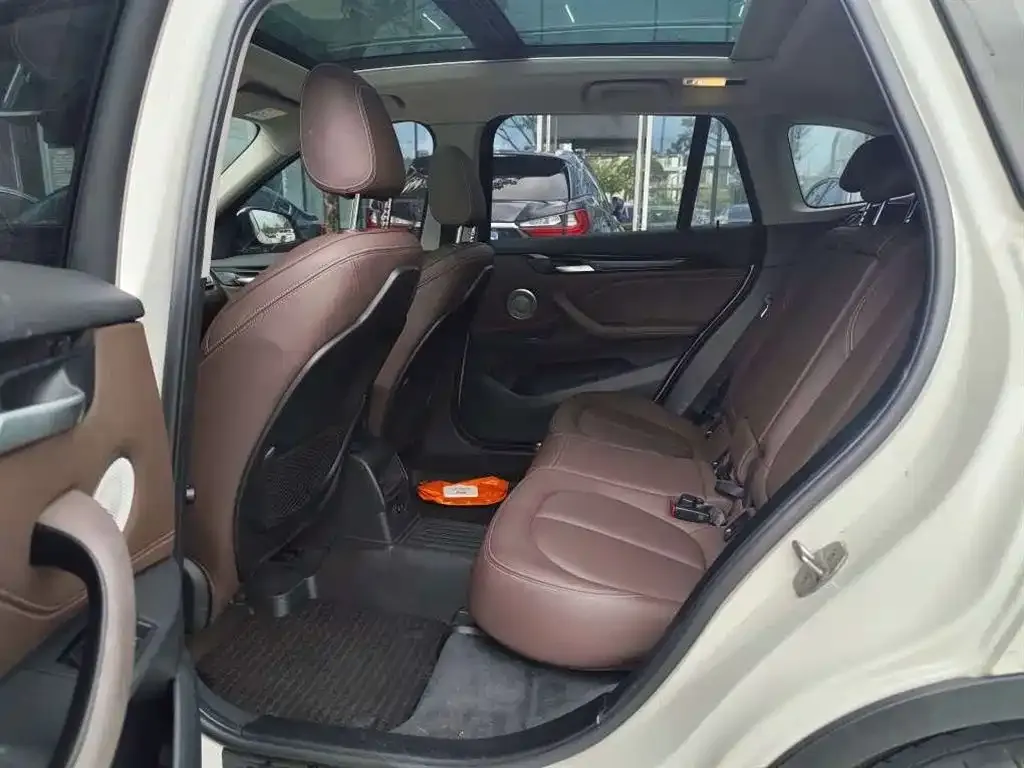 BMW X1 2021 из CN, фото 2