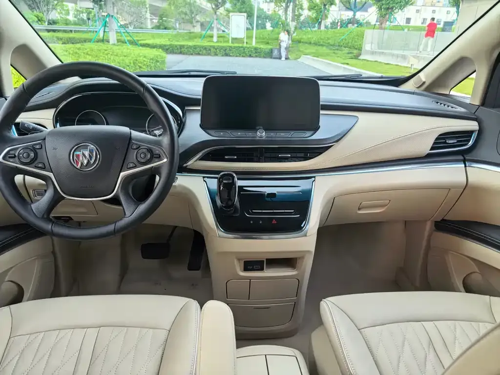 Buick GL8 2023 из CN, фото 7