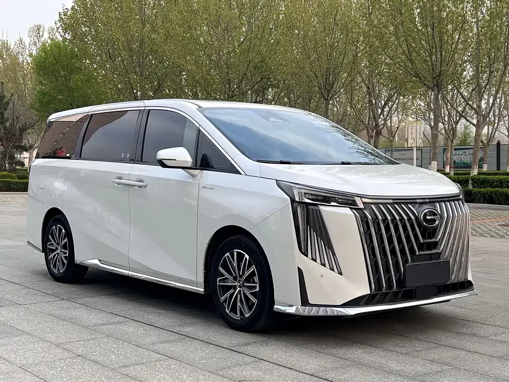 GAC Motor Trumpchi M8 — фото 7