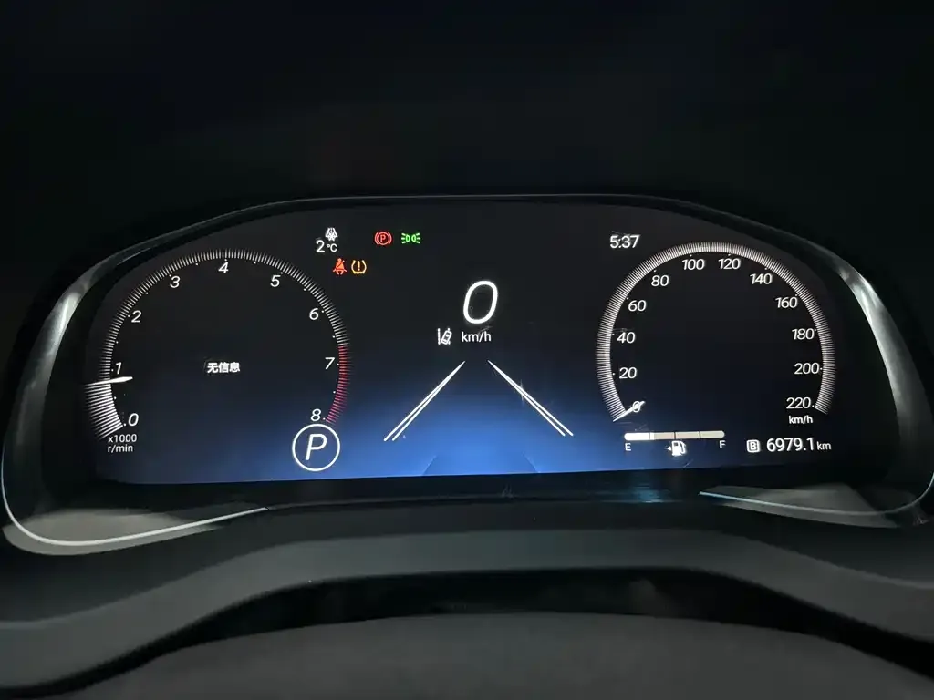 Toyota Venza 2023 из CN, фото 2