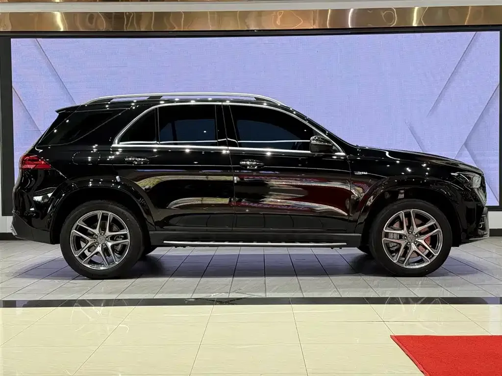 Mercedes-Benz GLE AMG — фото 9