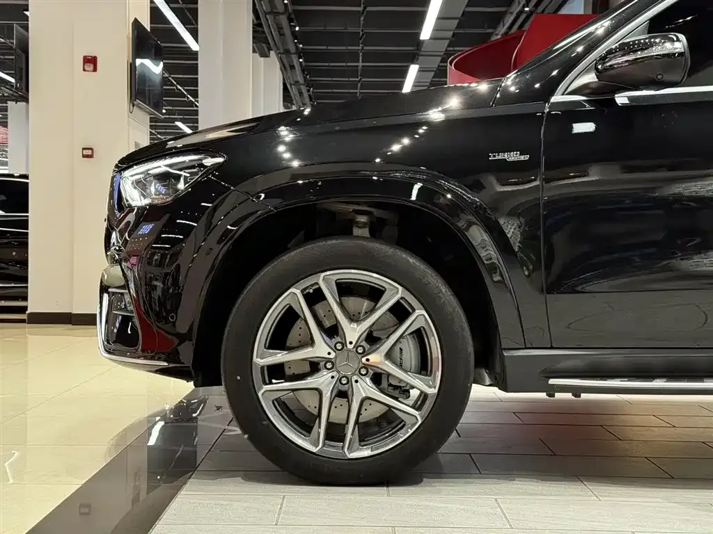 Mercedes-Benz GLE AMG — фото 5