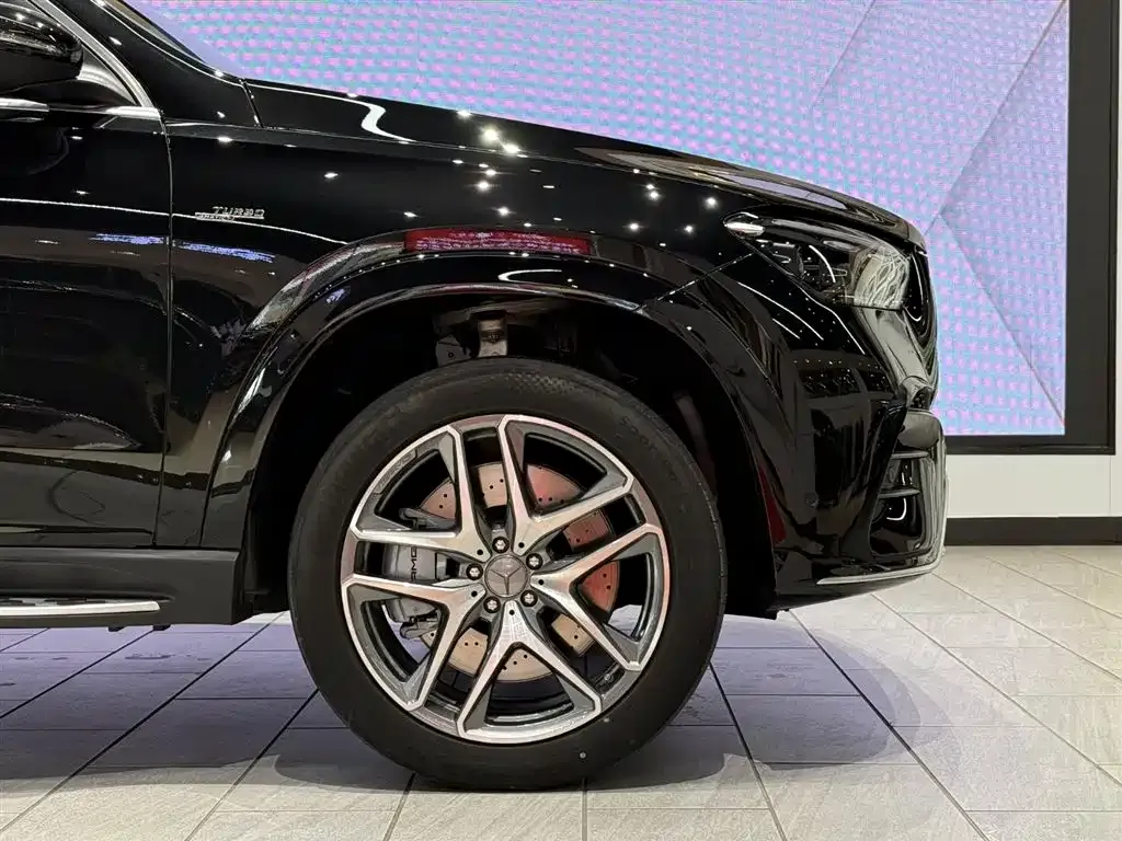 Mercedes-Benz GLE AMG — фото 7