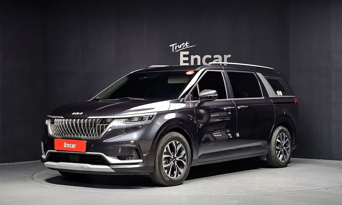 Kia Carnival 2023 из KR, фото 1