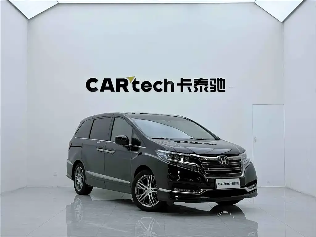 Honda Elysion 2021 из CN, фото 3