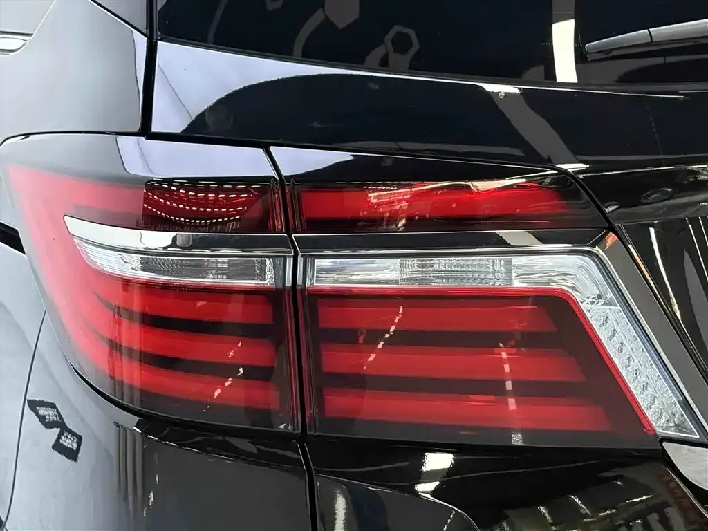 Honda Elysion 2021 из CN, фото 5