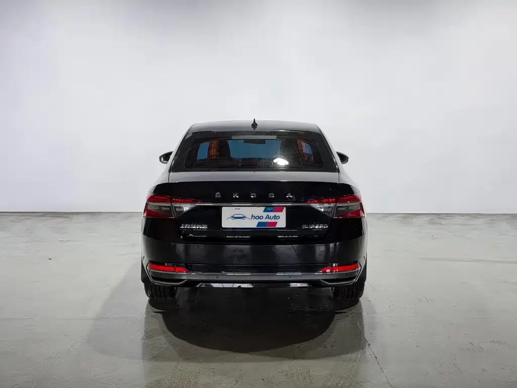 Skoda Superb — фото 3