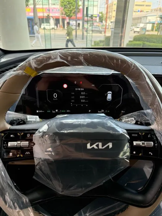 Kia Sorento — фото 8