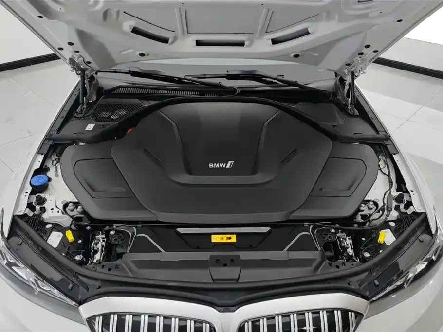 BMW i3 — фото 10