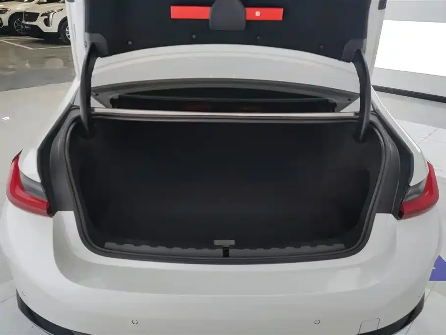 BMW i3 — фото 2