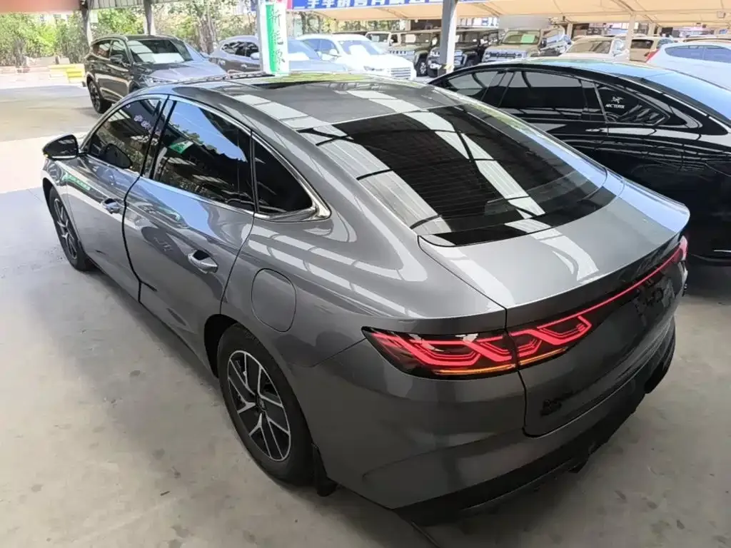 BYD Qin L — фото 6