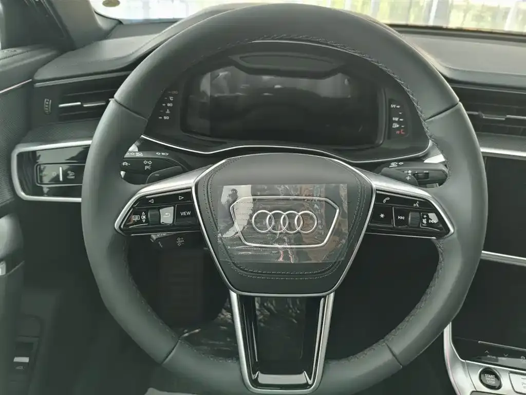 Audi A6L — фото 4