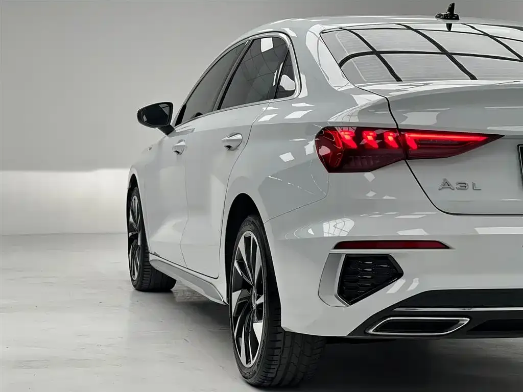 Audi A3 — фото 8