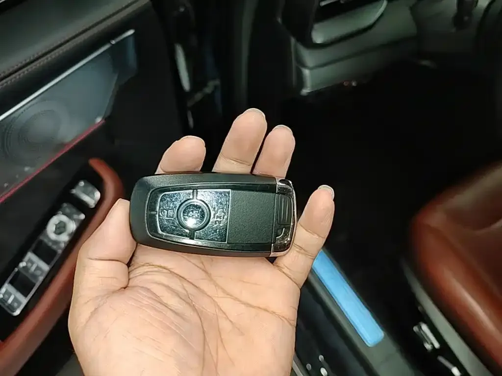 Lincoln Z 2023 из CN, фото 4