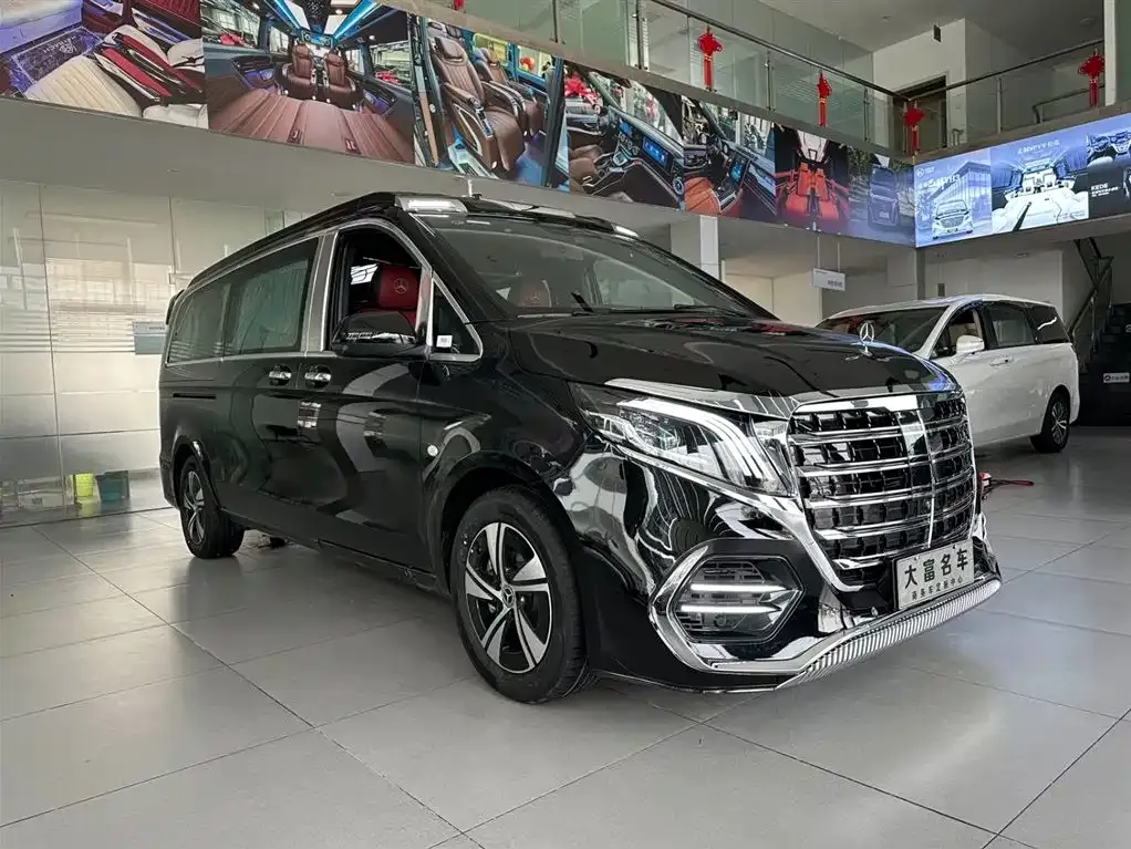 Mercedes-Benz Vito — фото 1