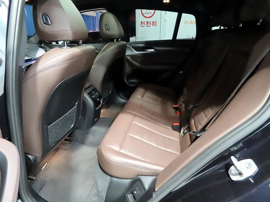 BMW X4 2021 из KR, фото 2