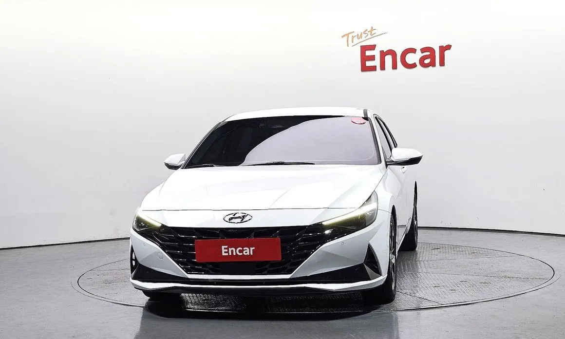 Hyundai AVANTE — фото 2