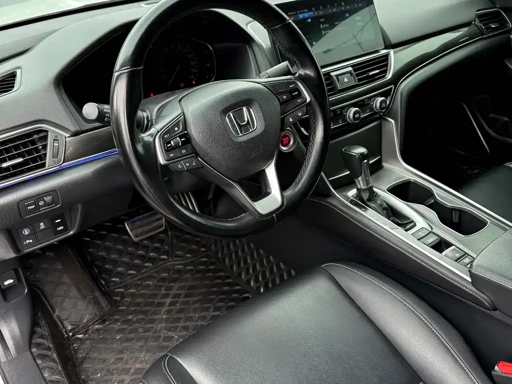Honda Accord — фото 2