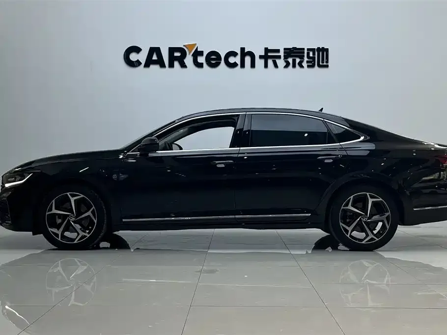 Volkswagen Passat — фото 6