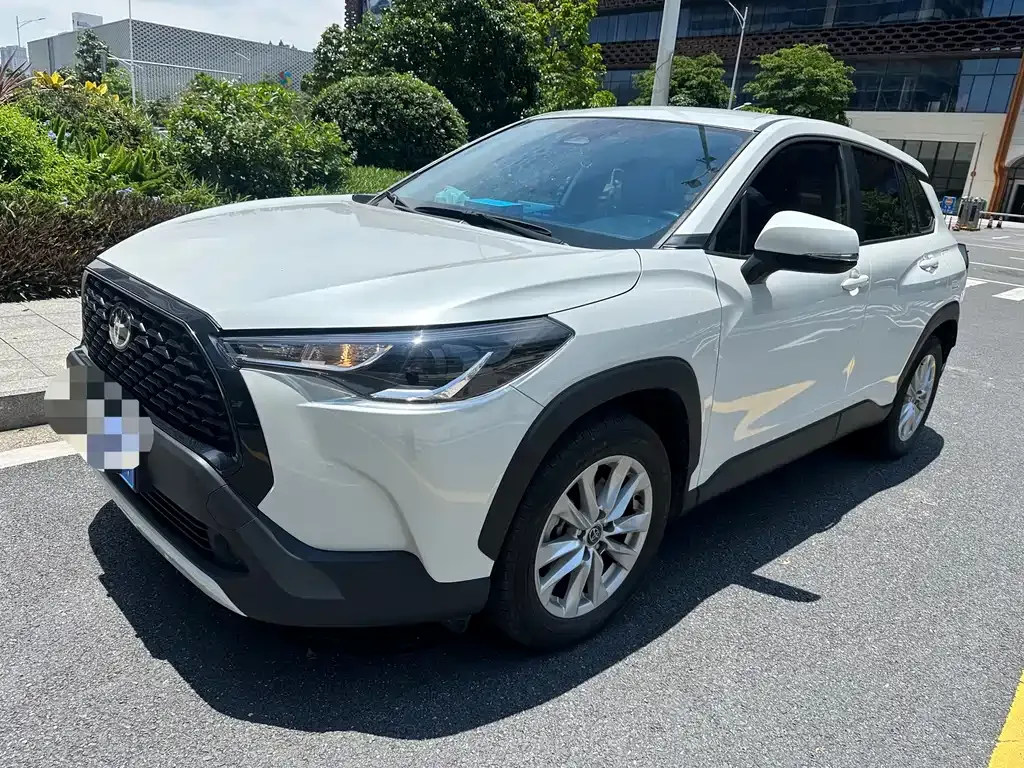 Toyota Corolla Cross — фото 4