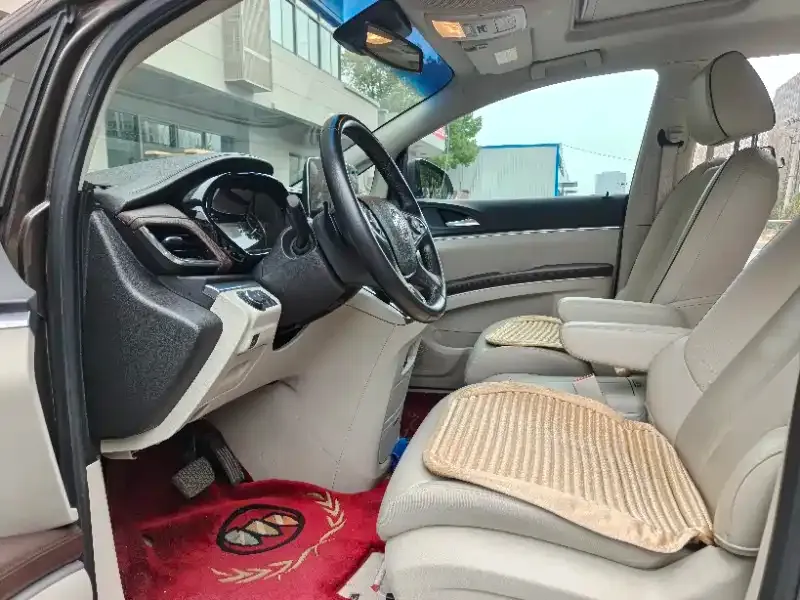 Buick GL8 2021 из CN, фото 5