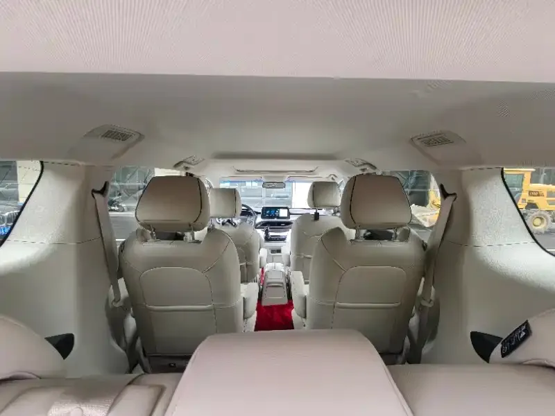 Buick GL8 2021 из CN, фото 3