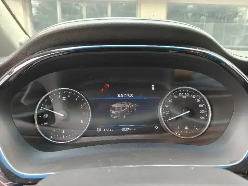 Buick GL8 2021 из CN, фото 2