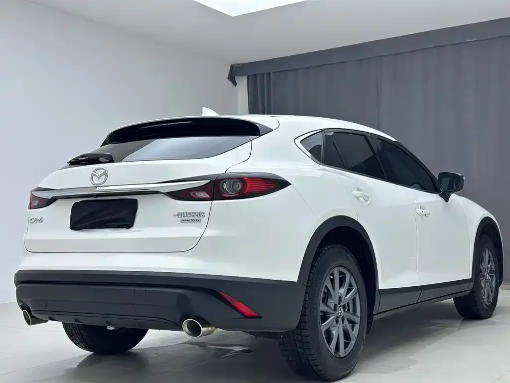 Mazda CX-4 — фото 3