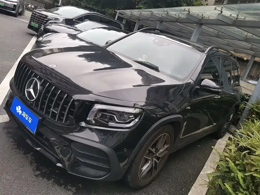 Mercedes-Benz GLB AMG