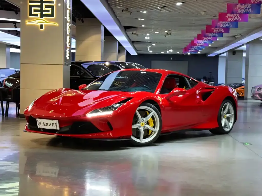 Ferrari F8 — фото 1