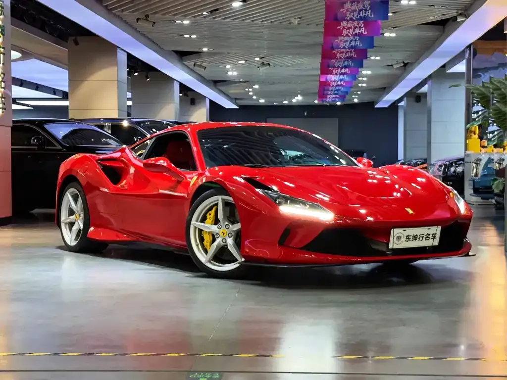 Ferrari F8 — фото 8
