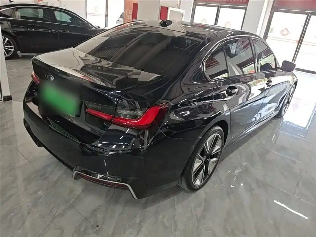 BMW i3 2024 из CN, фото 6