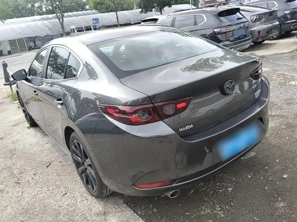 Mazda 3 Axela — фото 3