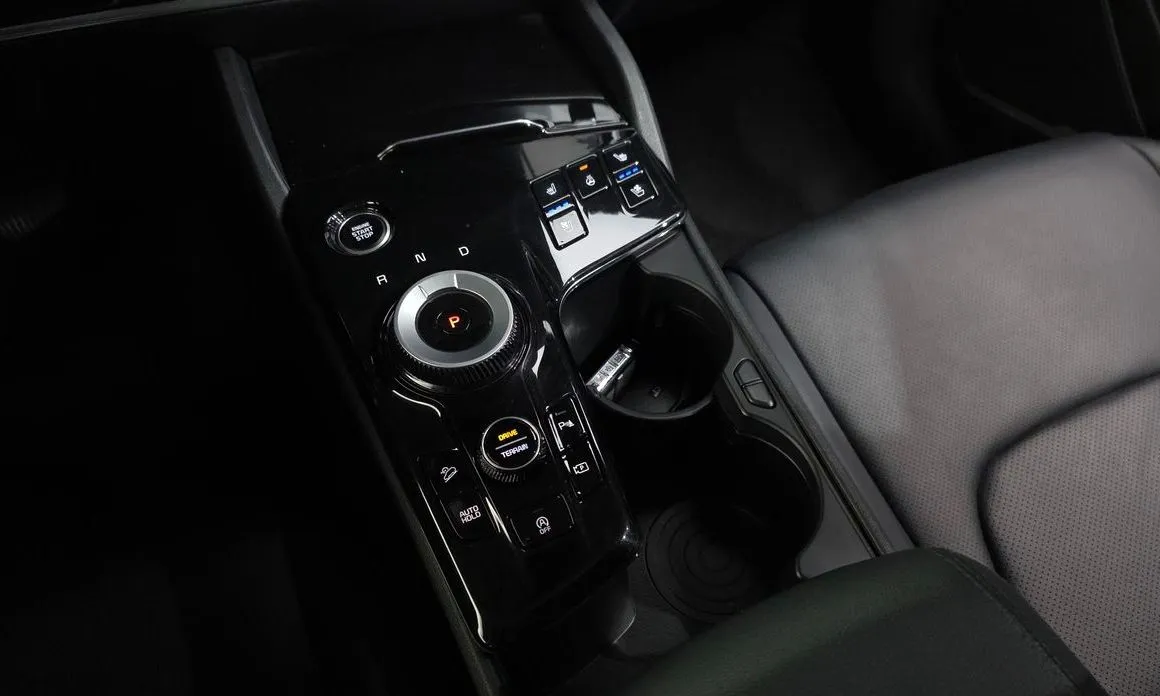 Kia Sportage — фото 8
