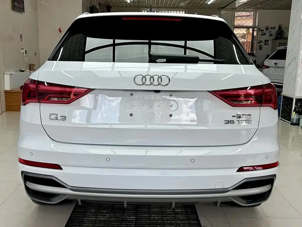 Audi Q3 — фото 7