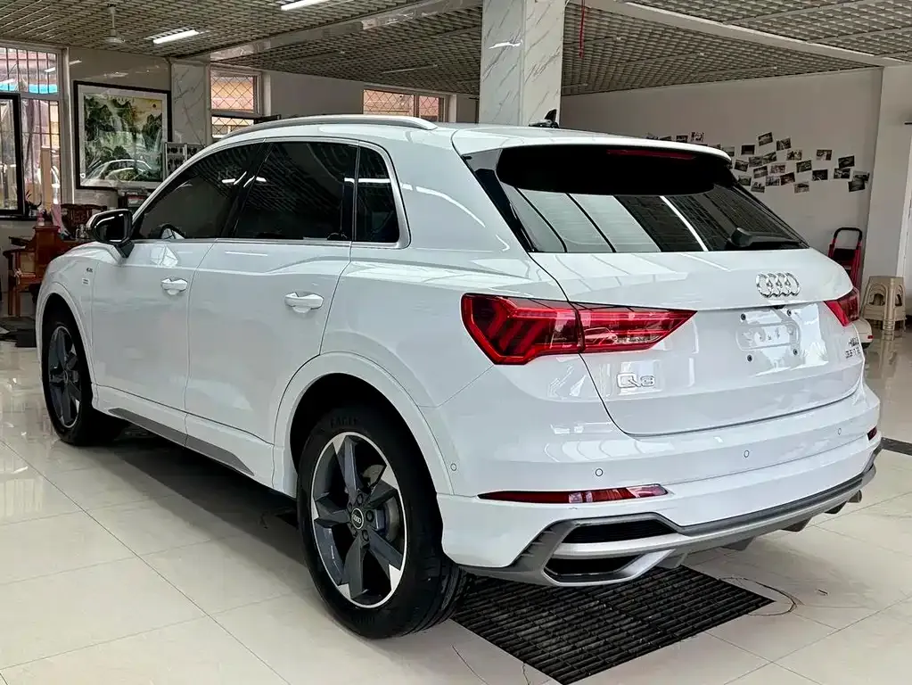Audi Q3 — фото 5