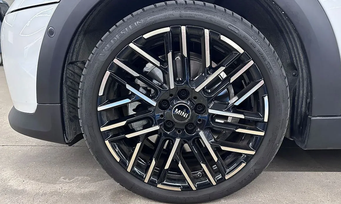 Mini Cooper 2025 из KR, фото 4