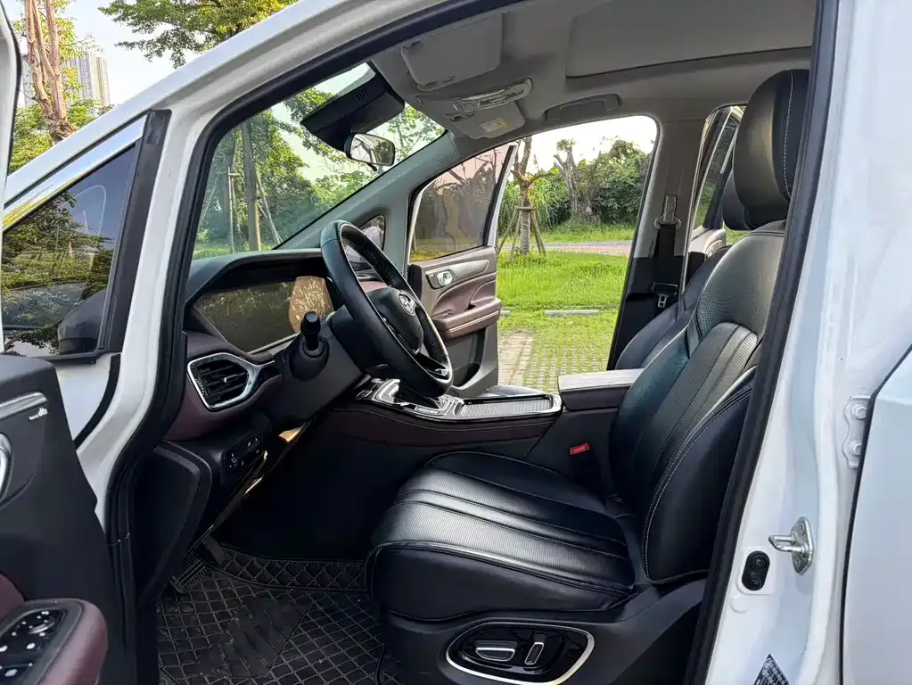 GAC Motor Trumpchi M6 2023 из CN, фото 2