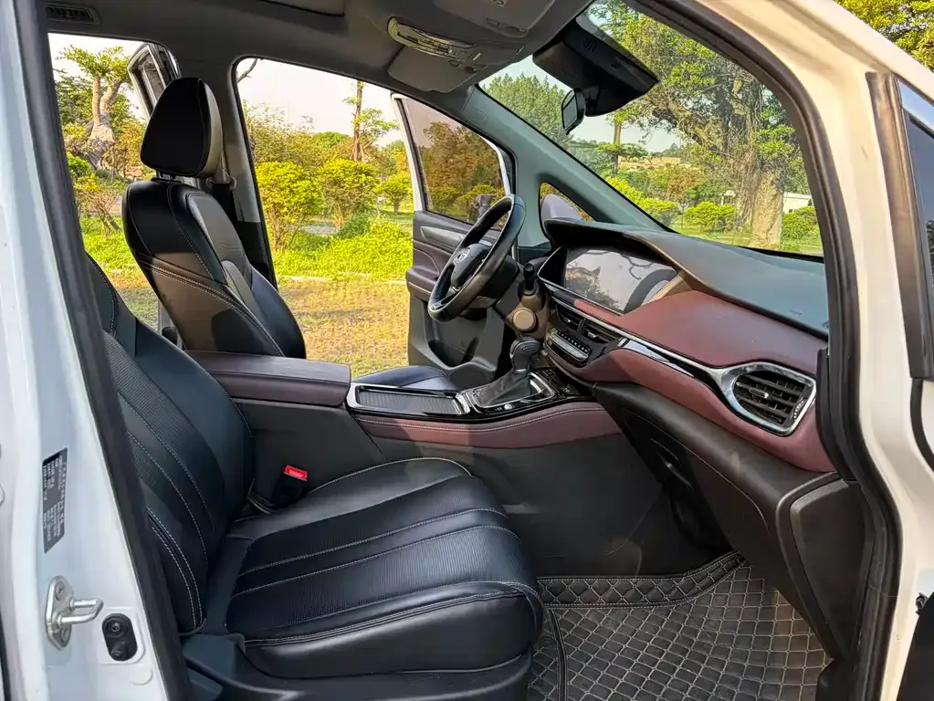 GAC Motor Trumpchi M6 2023 из CN, фото 9
