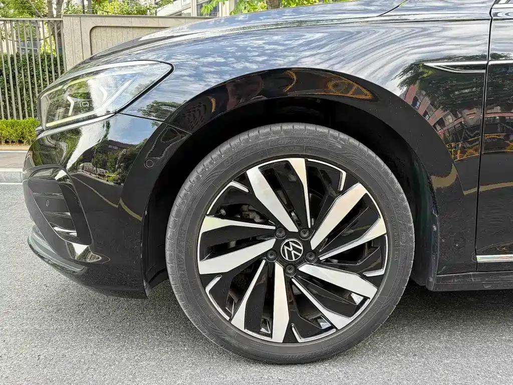 Volkswagen Passat — фото 5