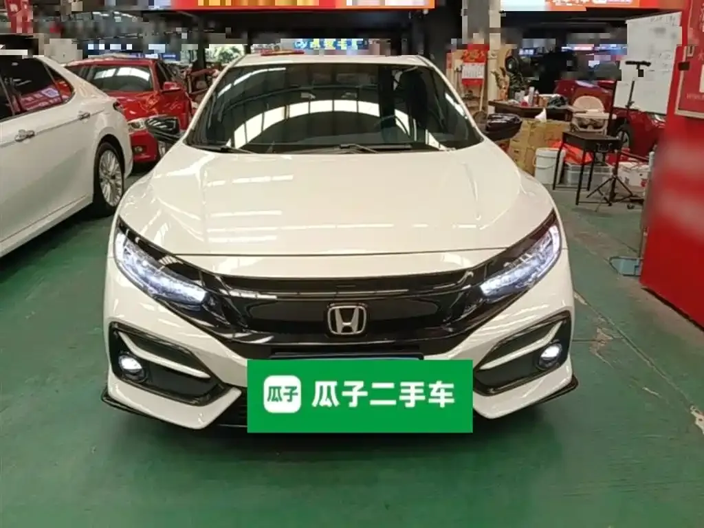 Honda Civic — фото 10