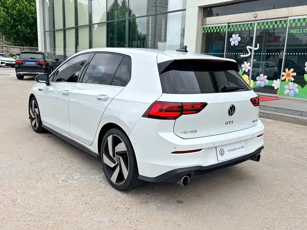 Volkswagen Golf GTI 2022 из CN, фото 2