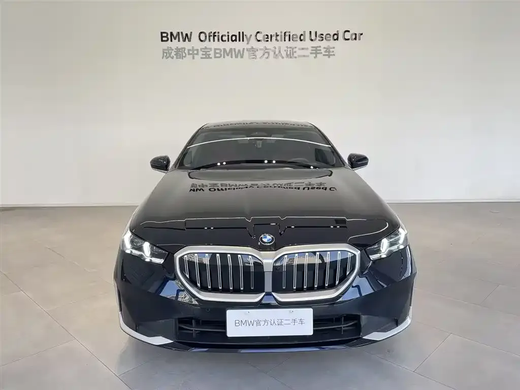 BMW 5 Series — фото 4
