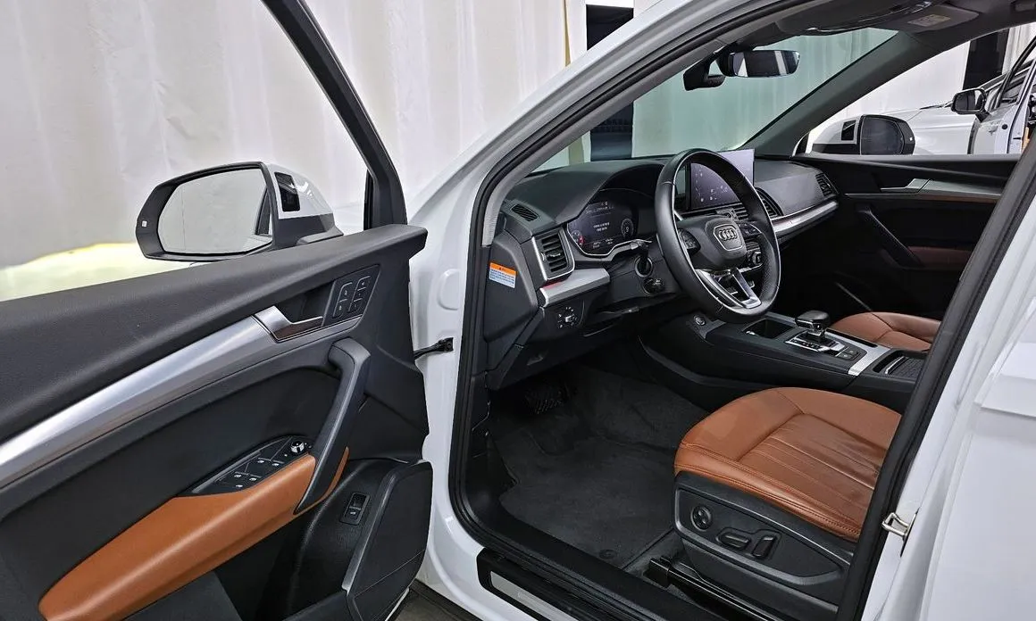 Audi Q5 2021 из KR, фото 2