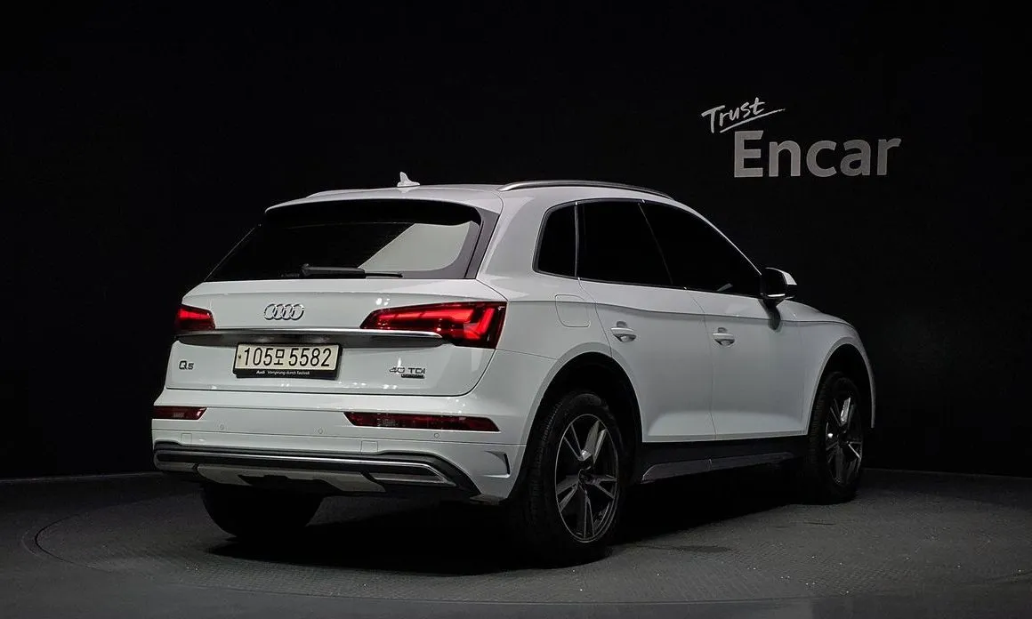 Audi Q5 2021 из KR, фото 5