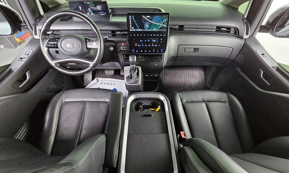 Hyundai Staria 2023 из KR, фото 5