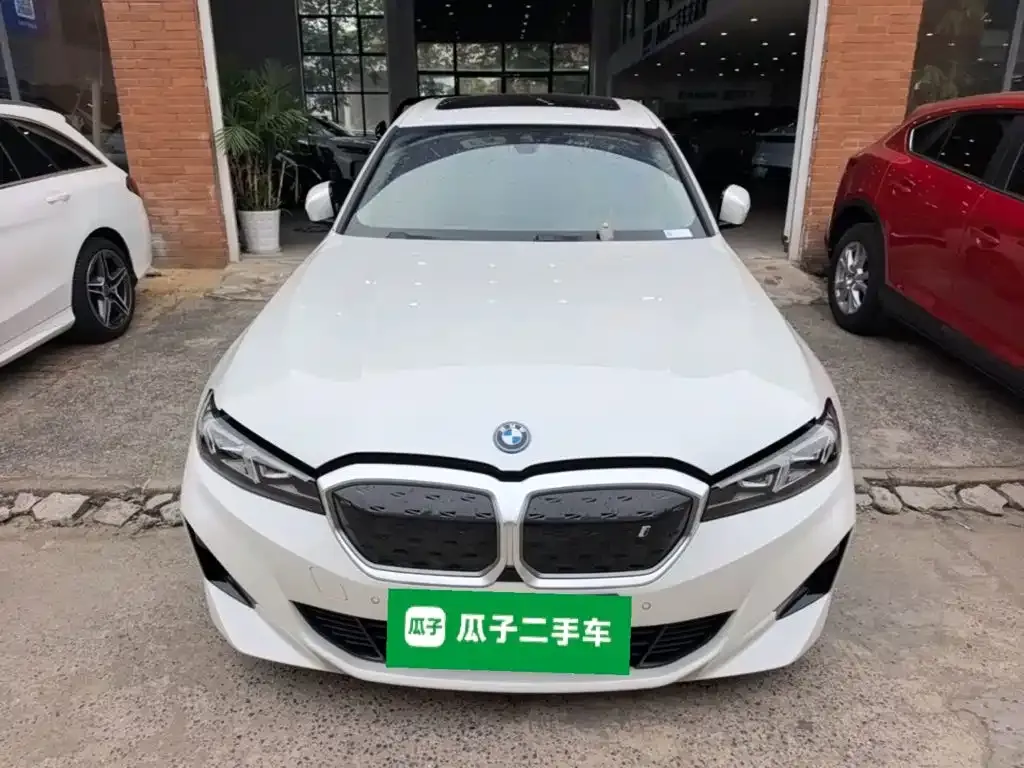 BMW i3 — фото 10